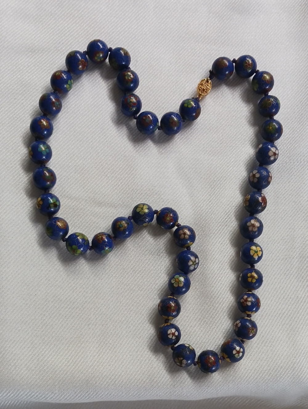 VINTAGE CLOISONNE BLUE FLORAL BEADS NECKLACE